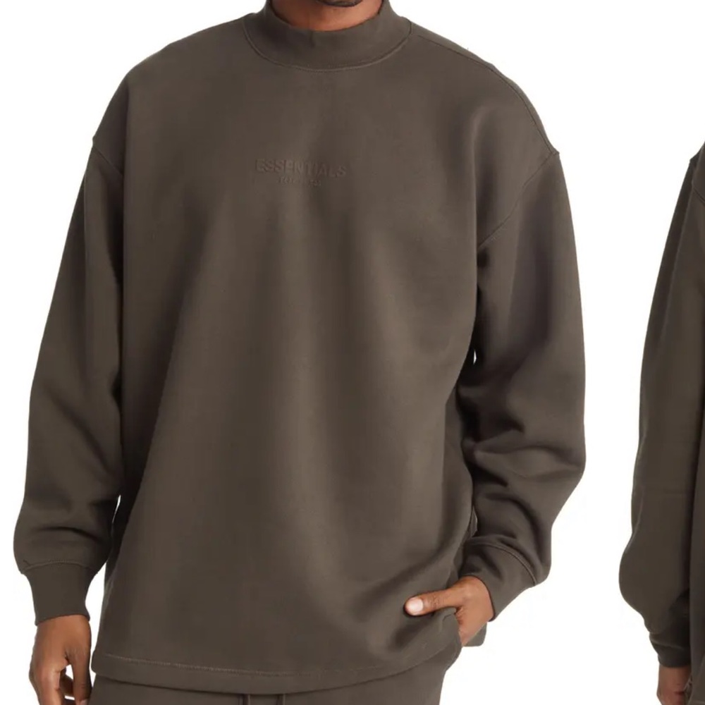 Fear of god essentials crew neck with high neck, lazy fit. Worn one time